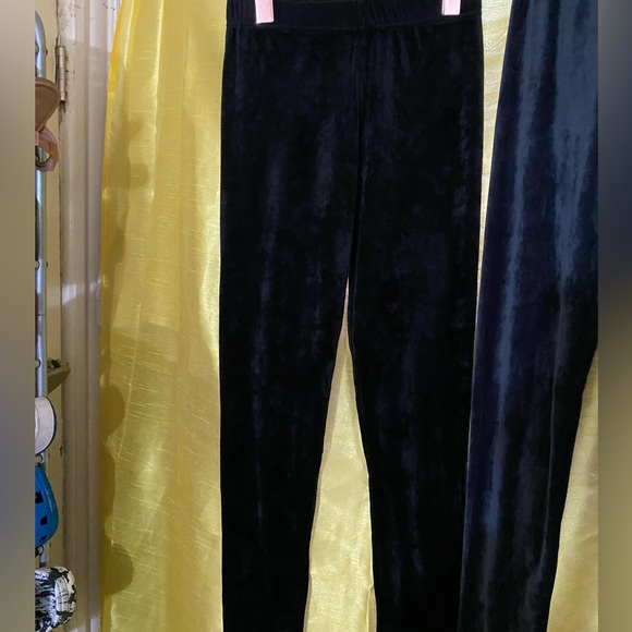 gray and black velvet leggings comes as a pair. - Picture 5 of 5